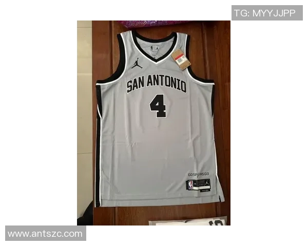 德阿隆福克斯引领国王崛起展现全明星潜力与未来希望