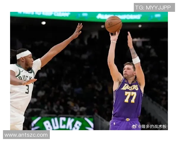 湖人队与雄鹿队历史交战回顾及精彩瞬间分析 湖人队与雄鹿队历史交战回顾及精彩瞬间分析