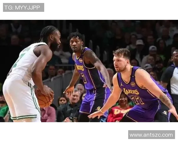 热火三巨头对决湖人传奇时刻回顾与分析 热火三巨头对决湖人传奇时刻回顾与分析