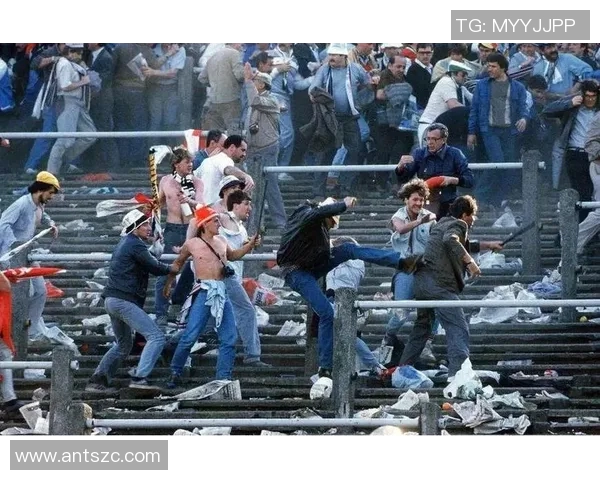 足球流氓与战斗民族的对决谁能在球场上笑到最后 足球流氓与战斗民族的对决谁能在球场上笑到最后