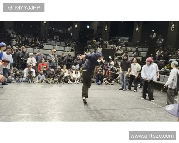 重庆街舞队与北京街舞队耐力对决赛后分析与精彩瞬间回顾 重庆街舞队与北京街舞队耐力对决赛后分析与精彩瞬间回顾