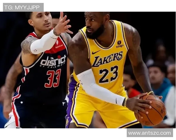 骑士与黄蜂展开激烈对决常规赛精彩瞬间回顾与分析 骑士与黄蜂展开激烈对决常规赛精彩瞬间回顾与分析