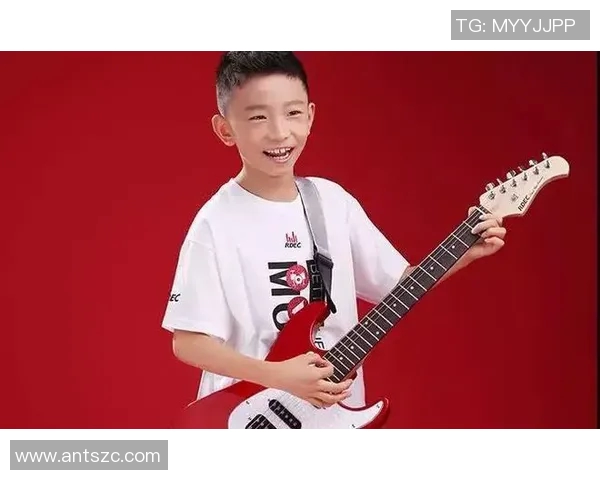 齐麟的崛起之路：从默默无闻到篮球赛场的耀眼明星